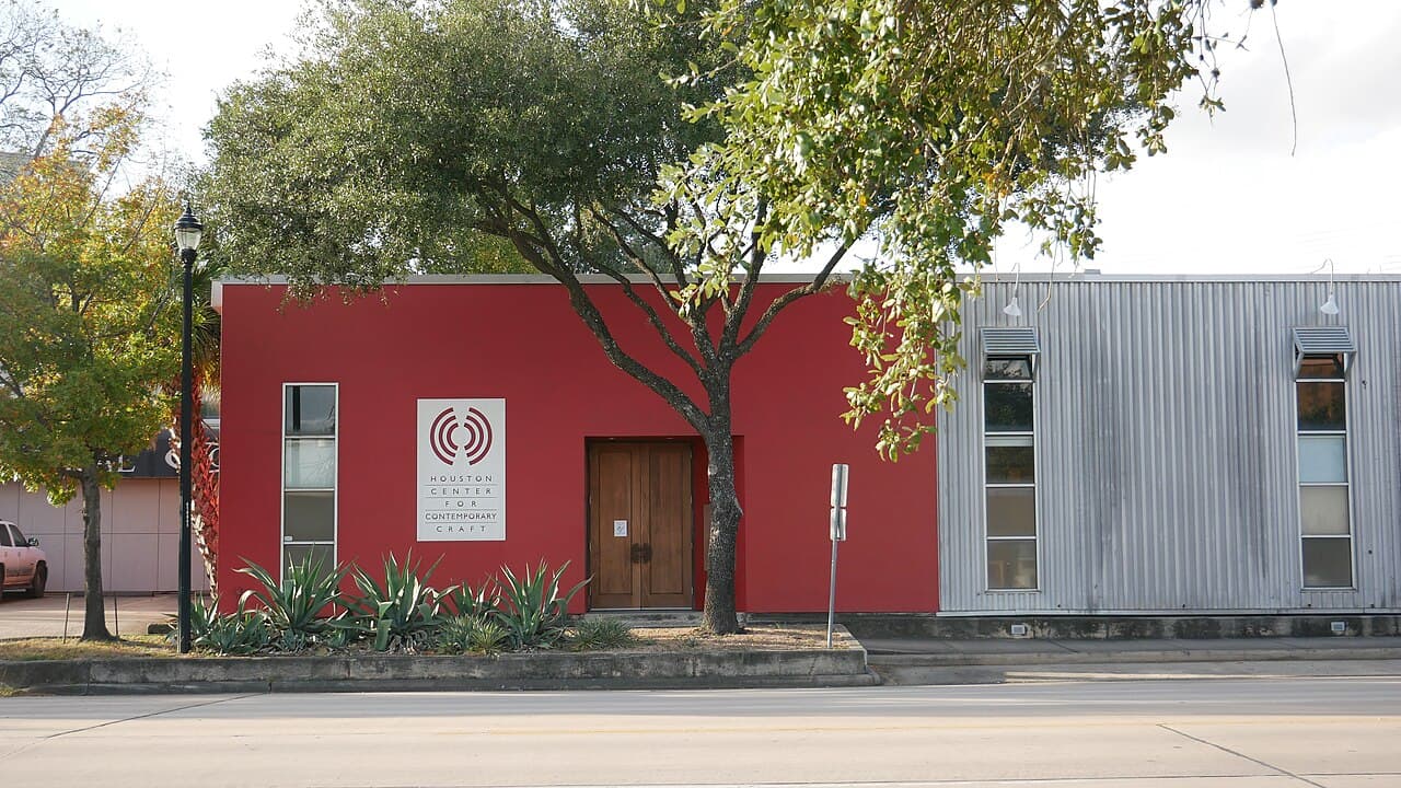 Exterior of Houston Center for Contemporary Craft, Museum District