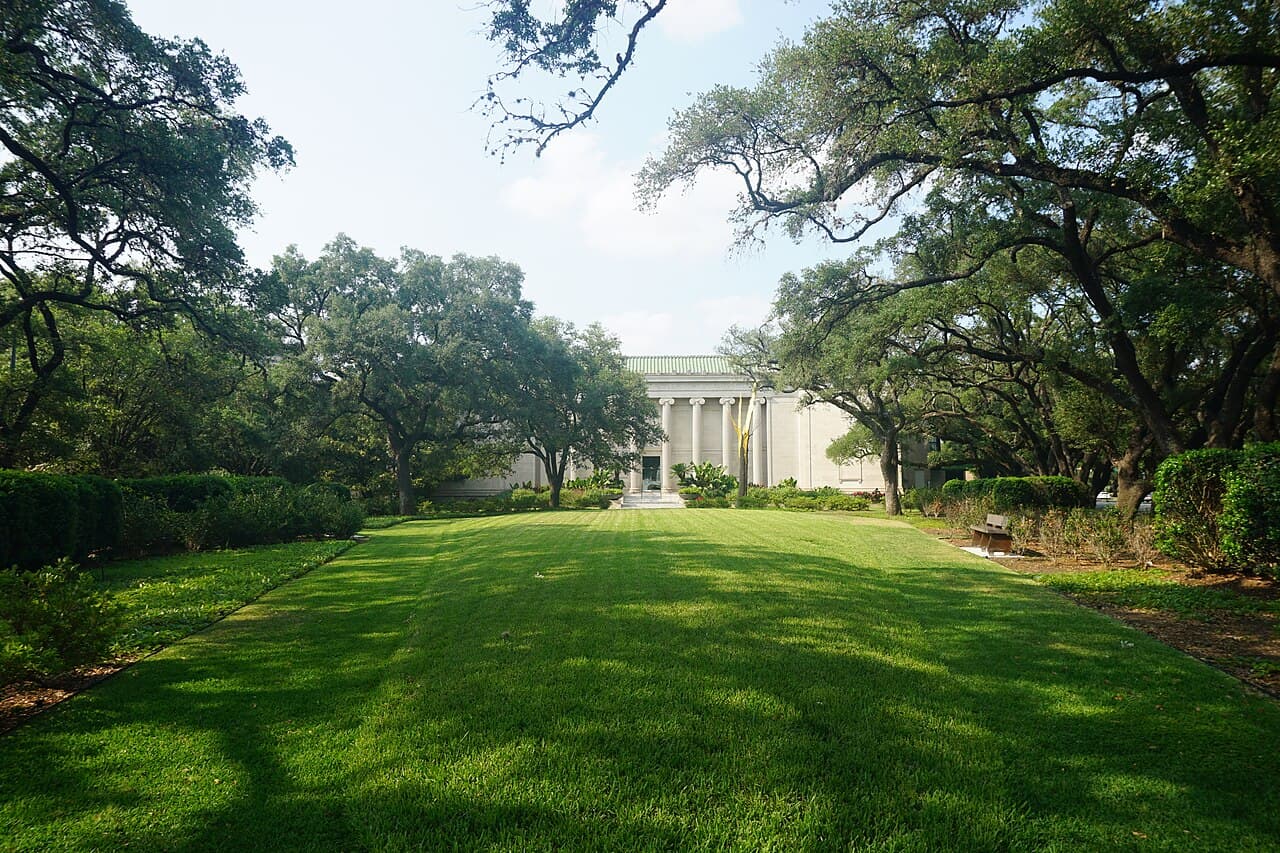 Museum of Fine Arts, Houston, where Picasso–Klee–Matisse: Masterpieces from the Museum Berggruen is on view