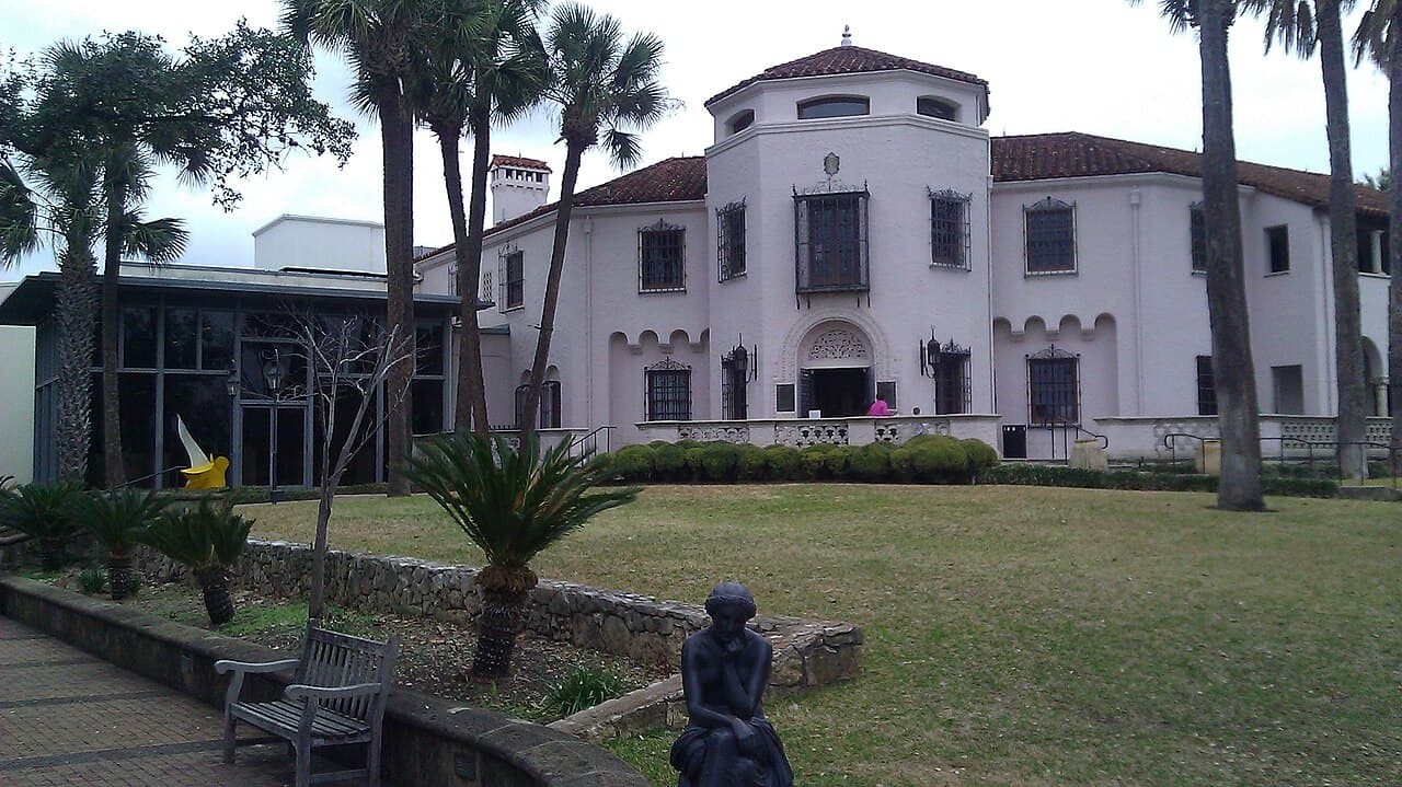 McNay Art Museum, where Tony Walton: Designer of Dreams is on view